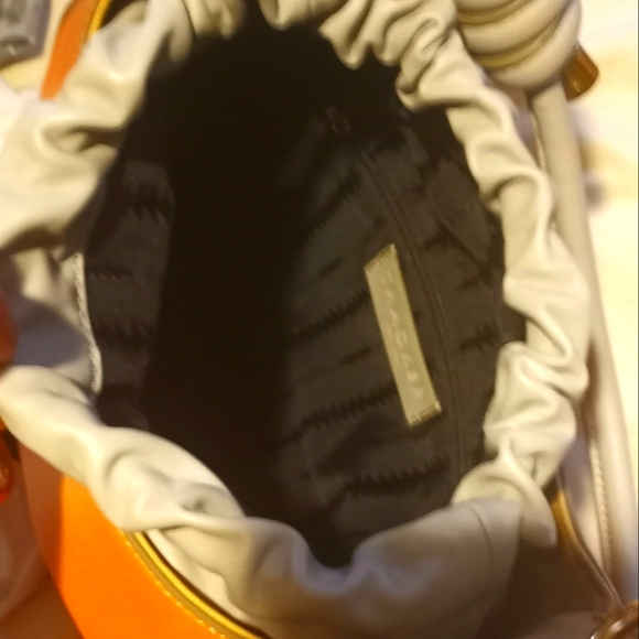 Thacker New York Shoulder bag/Crossbody NWOT - Picture 11 of 11